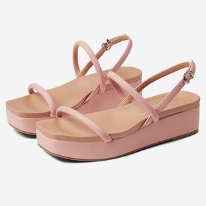 Chinese Laundry Los Angeles sandals size US 8 🐣